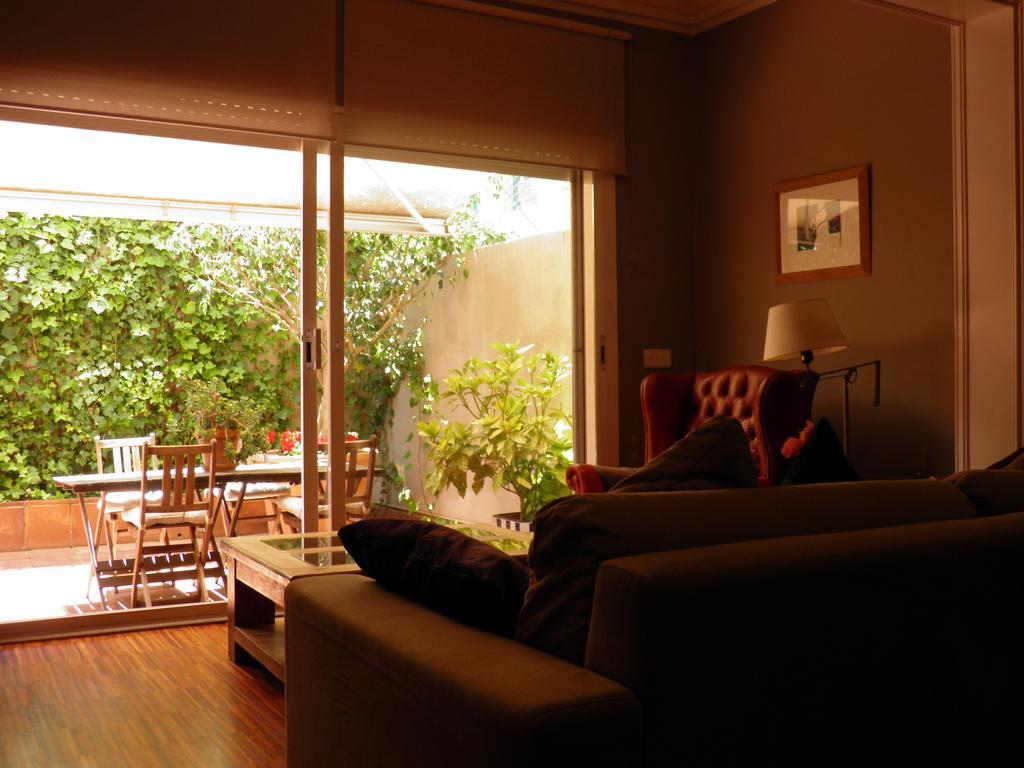 Suitur Courtyard Apartment Barcelona Ngoại thất bức ảnh