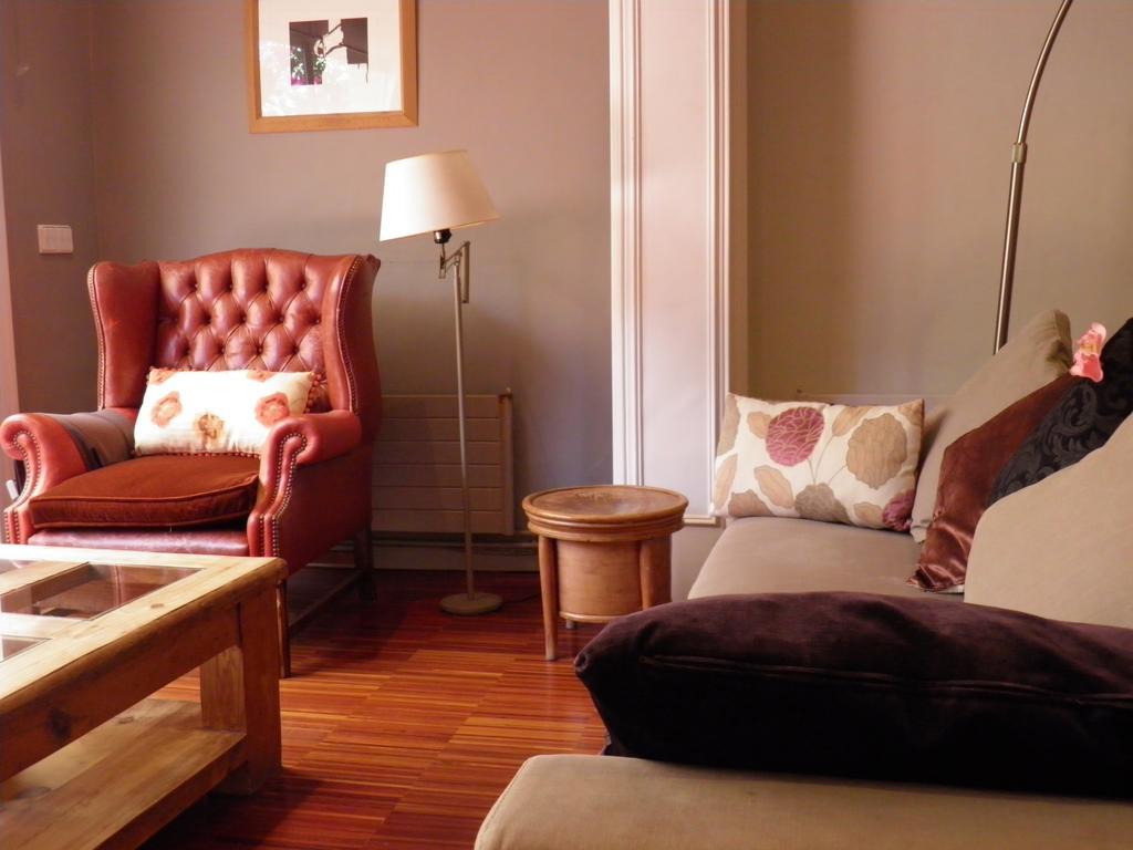 Suitur Courtyard Apartment Barcelona Ngoại thất bức ảnh