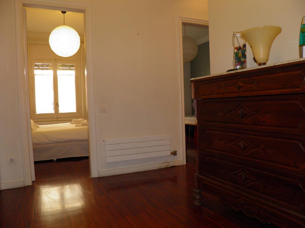 Suitur Courtyard Apartment Barcelona Ngoại thất bức ảnh