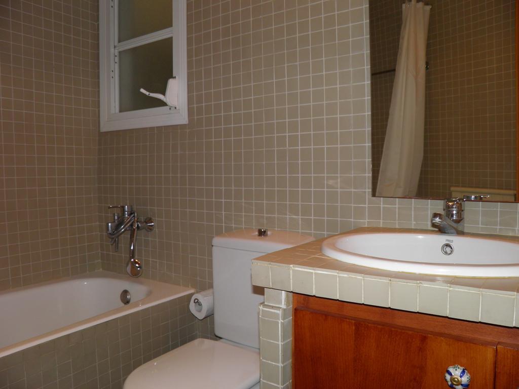 Suitur Courtyard Apartment Barcelona Ngoại thất bức ảnh