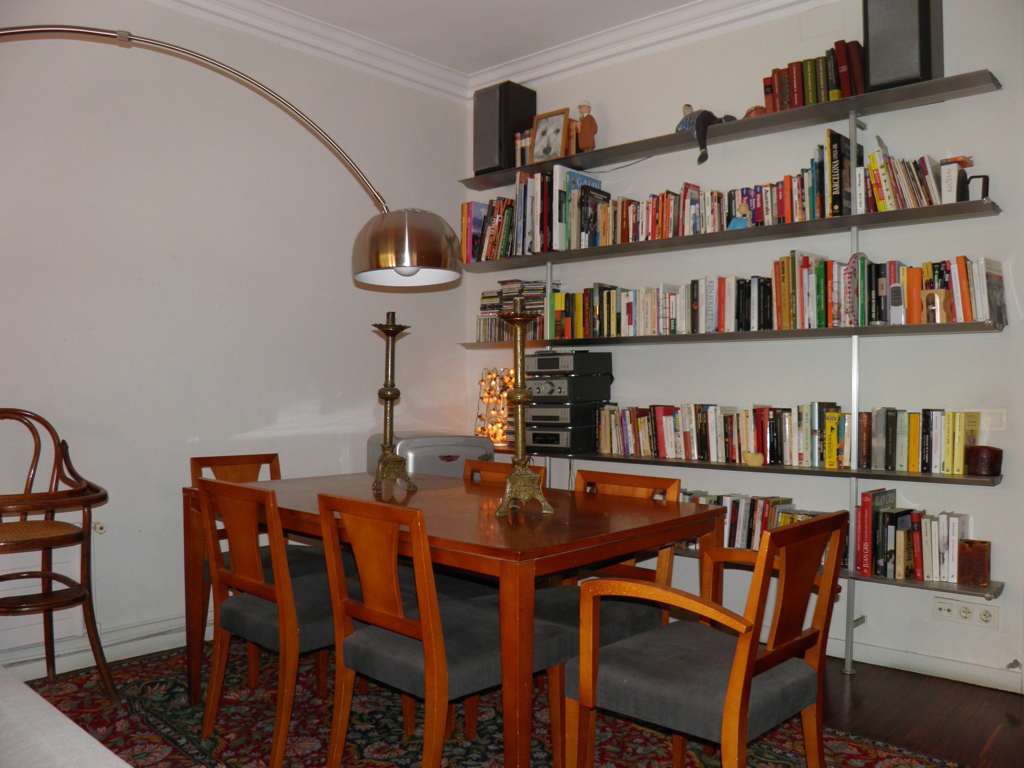 Suitur Courtyard Apartment Barcelona Ngoại thất bức ảnh